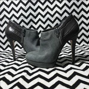 MK gray booties sz 7